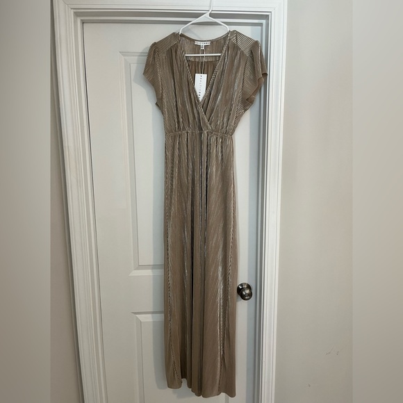 SOLD - NWT Baltic Born Athena Pleated Maxi Dress - Picture 2 of 4